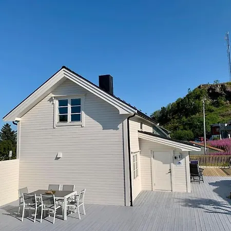 Norspan - Lofoten With Seaview